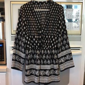 BeBop Black and White Patterned Romper, Size Medium